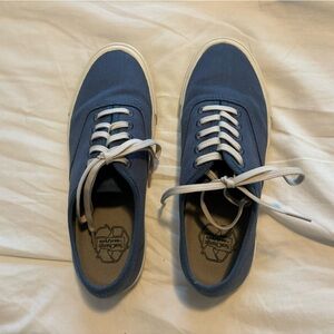 SeaVees sneakers. Excellent condition. Size 8.5.